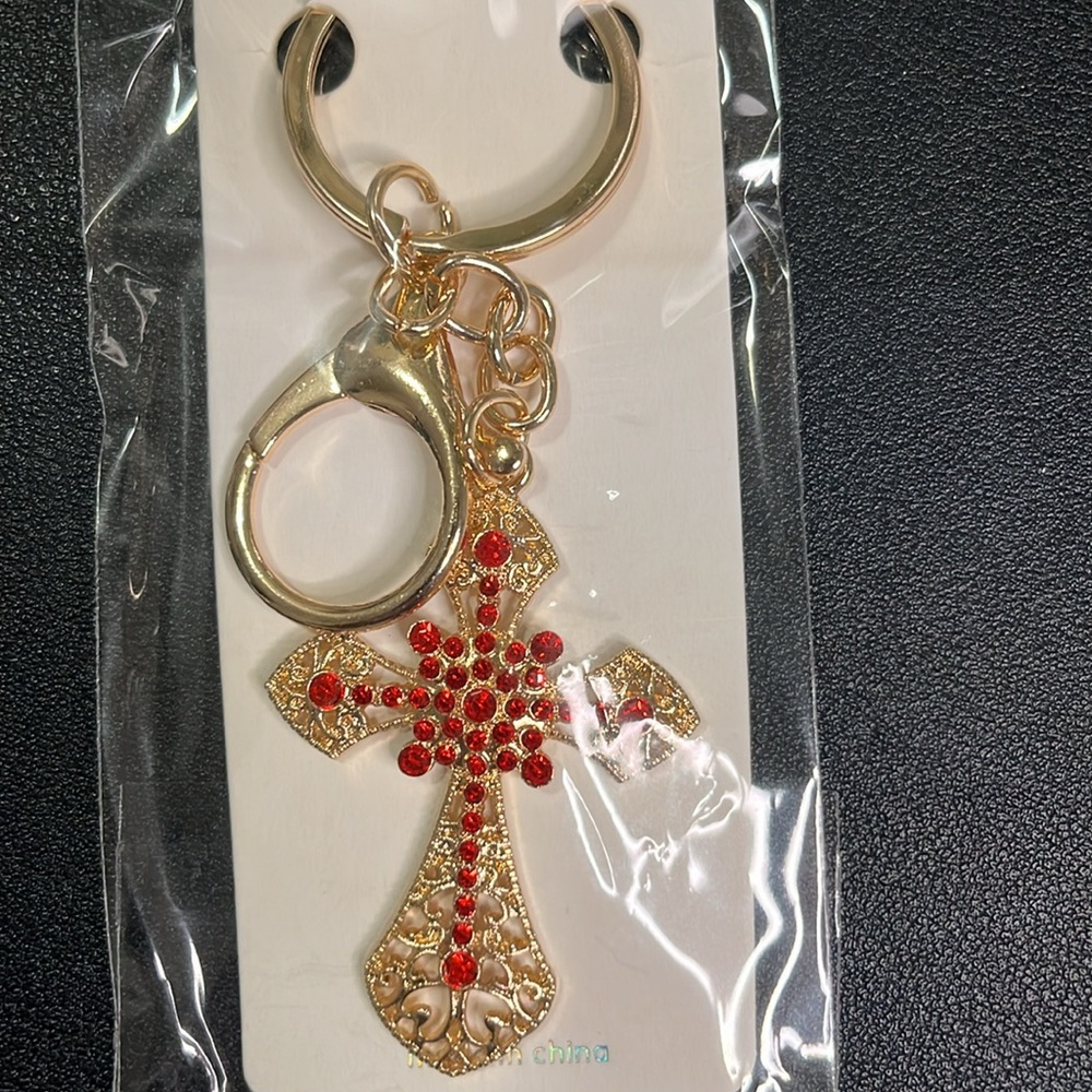 BAG CHARMS OR KEY CHAIN NWT ❗️GOLD TONE.(winner’s choice)✨✨1 per bid ❗️ - Picture 5 of 5
